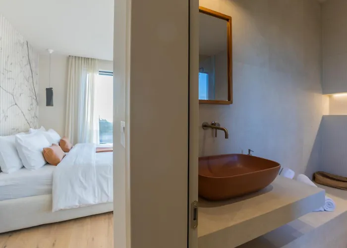 Sella Marron Villa *